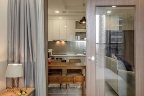 Deluxe Apartment, 1 Bedroom | 1 bedroom, desk, blackout drapes, free WiFi - MIDTOWN Premium Stay (Ho Chi Minh City)