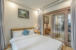 Deluxe Apartment, 1 Bedroom | 1 bedroom, desk, blackout drapes, free WiFi - MIDTOWN Premium Stay (Ho Chi Minh City)