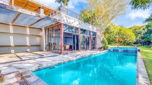 Pool - House Sunbeam GuestHouse (Johannesburg)