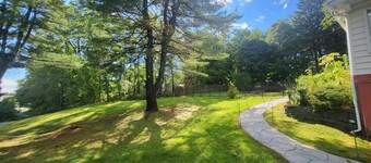 Cozy studio in charming Brunswick/Troy in quiet neighorhood