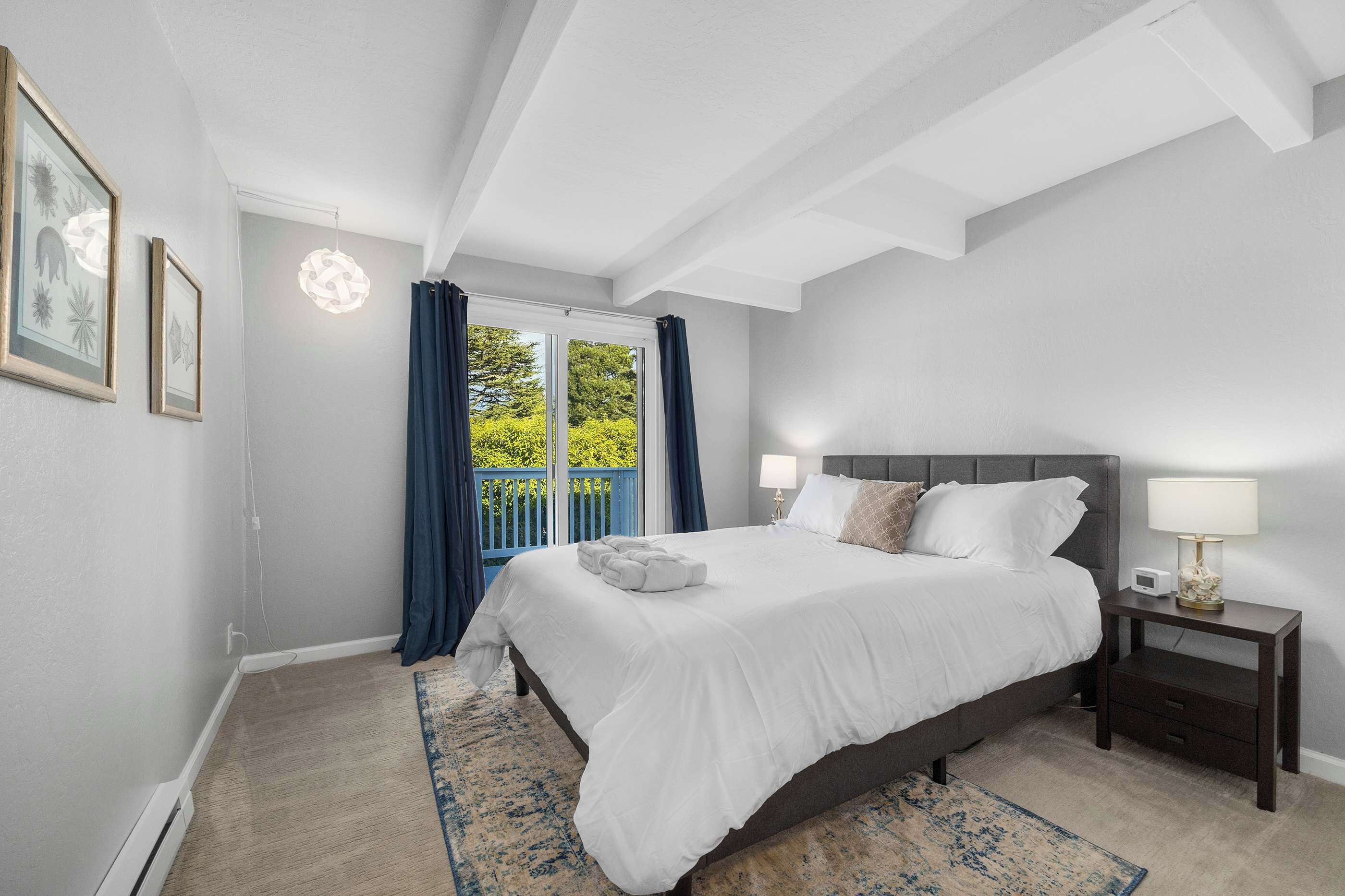 4 slaapkamers, reisbedje, wifi, beddengoed