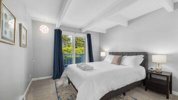 4 slaapkamers, reisbedje, wifi, beddengoed