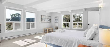 4 Schlafzimmer, Reisekinderbett, WLAN, Bettwäsche