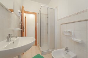 تجهيزات دش، مجففات شعر