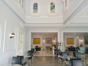 Interior - Amerta Room Metropolitan Park powered by Cocotel (Bekasi)