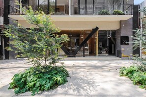 Exterior detail - Casa Colon - Panoramic Views Near Monument (Ciudad de México)