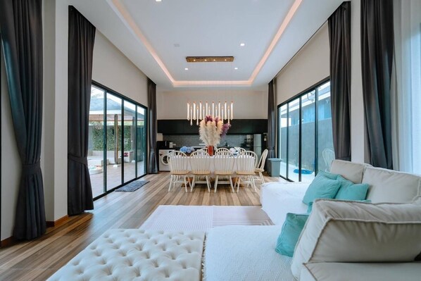 Villa, 3 Bedrooms, Accessible, Private Pool | Dining room