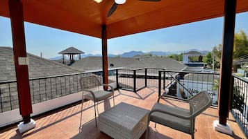 Villa, 3 chambres, accessible aux personnes à mobilité réduite, fumeurs | Terrasse/Patio