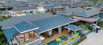 Orange Private Pool Villa, Near Cham Am Beach