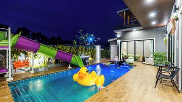 Villa - 3 soveværelser - handicapvenligt - ryger | Pool | Udendørs pool