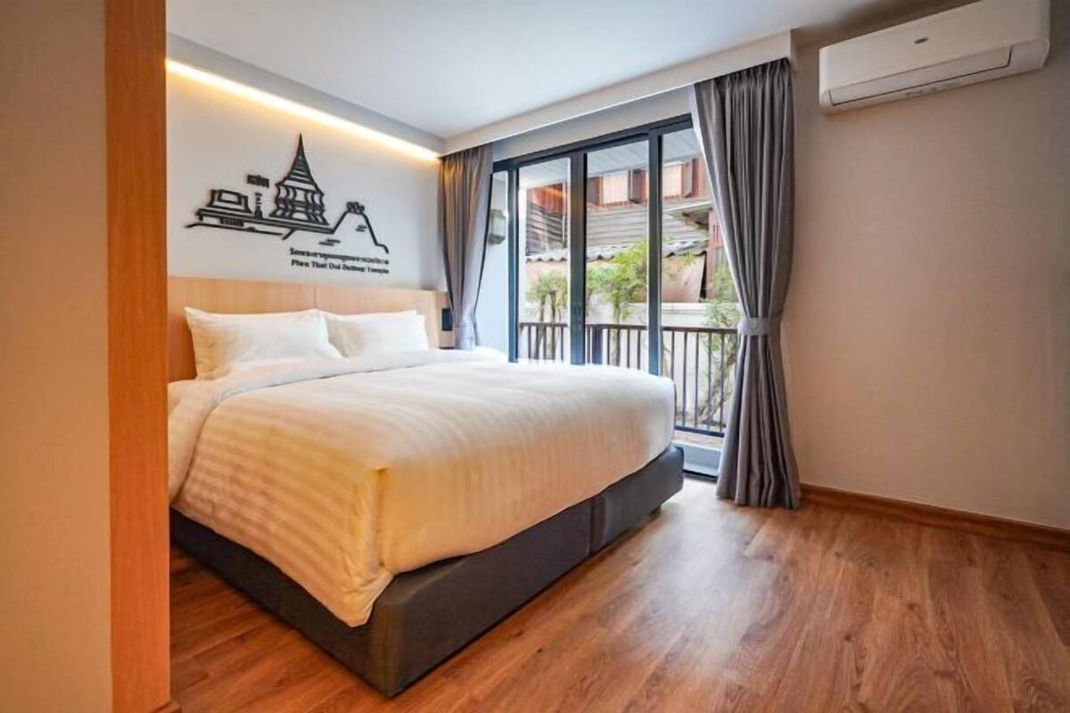 Zimmersafe, Bügeleisen/Bügelbrett, kostenloses WLAN