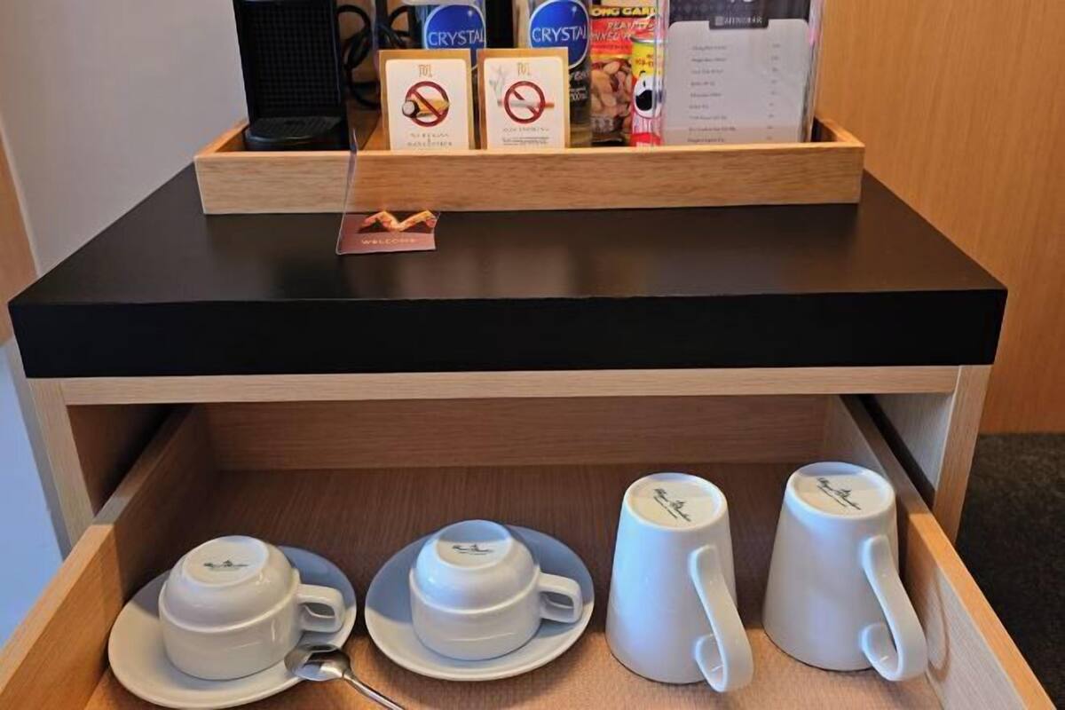 Kaffee und/oder Kaffeemaschine