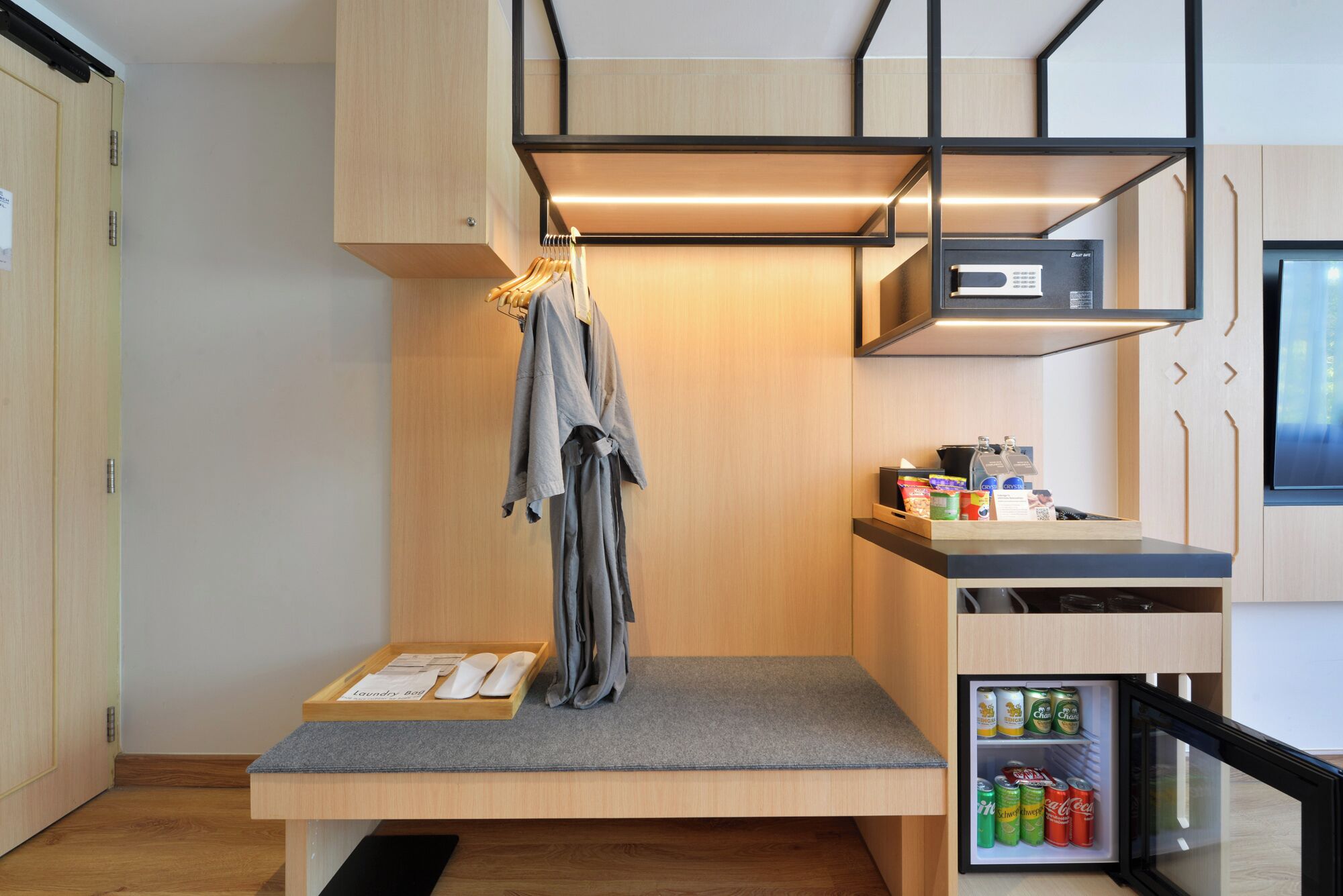 In-room safe, iron/ironing board, free WiFi