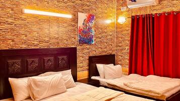 Triple Room | Free WiFi