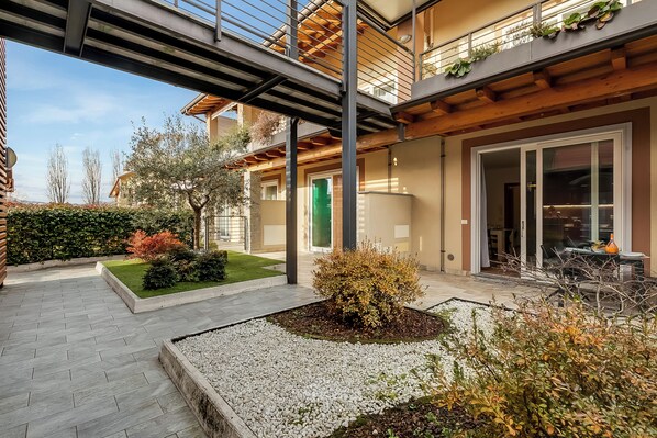 Exterior - Residence Due Laghi (Ispra)