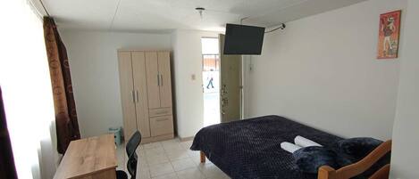 1 室のベッドルーム、WiFi、ベッドシーツ