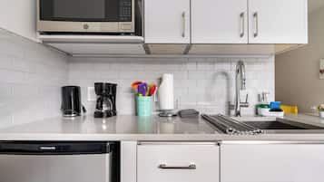 Micro-ondas, fogão, cooktop