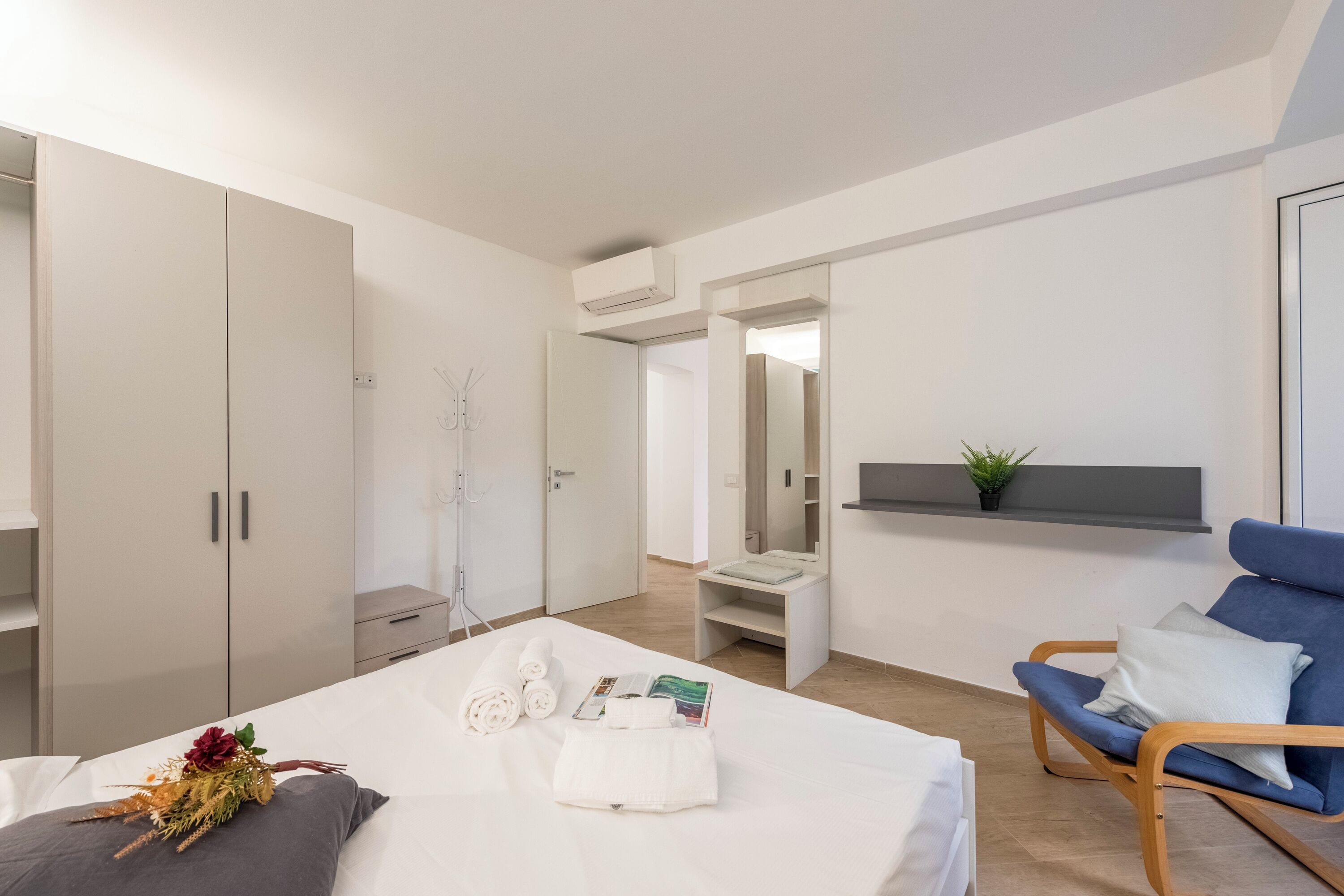 Familie appartement, meerdere slaapkamers (Central Flat In Genova) | 2 slaapkamers, een strijkplank/strijkijzer, gratis wifi, beddengoed