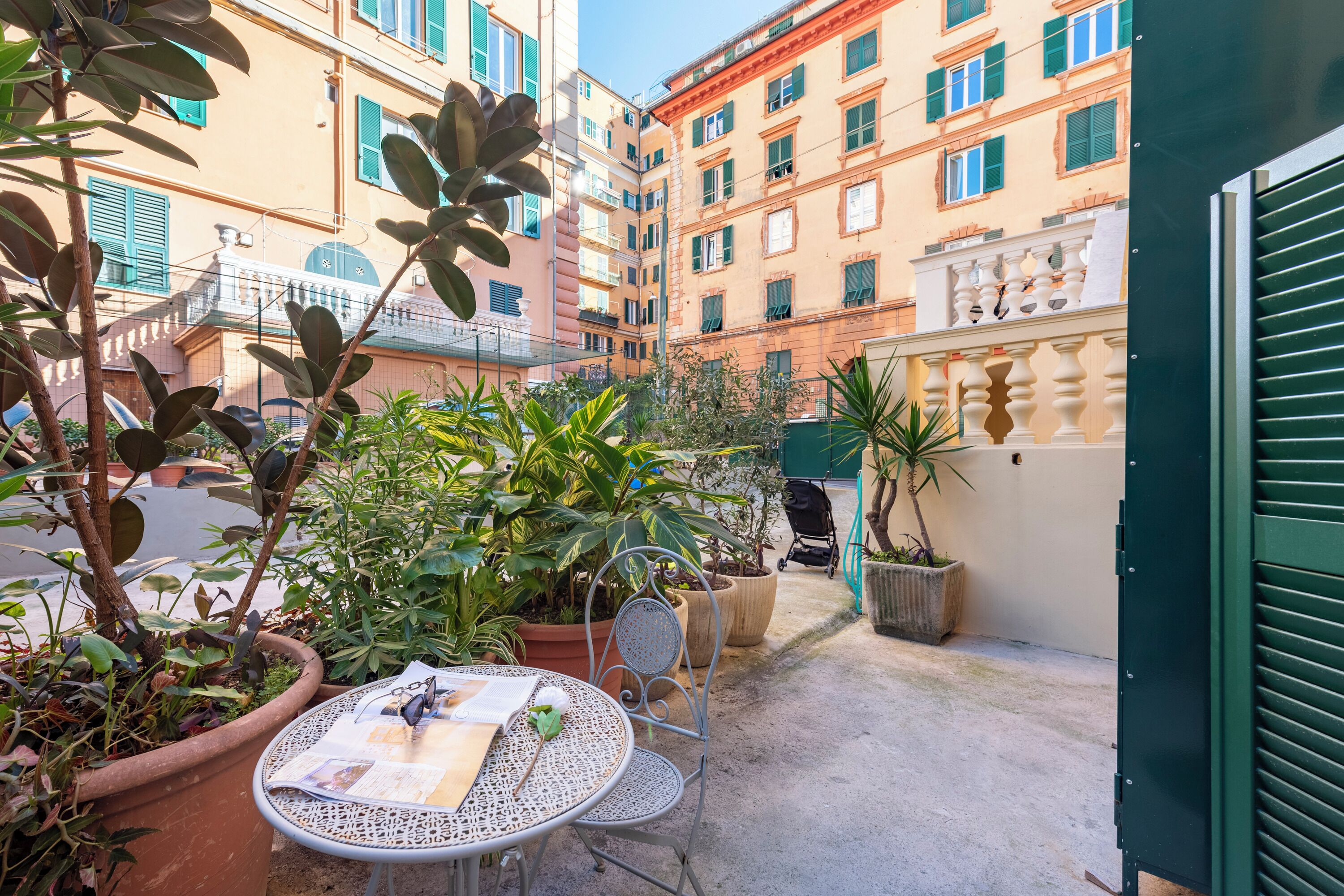 Familienapartment, Mehrere Schlafzimmer (Central Flat In Genova) | Terrasse/Patio