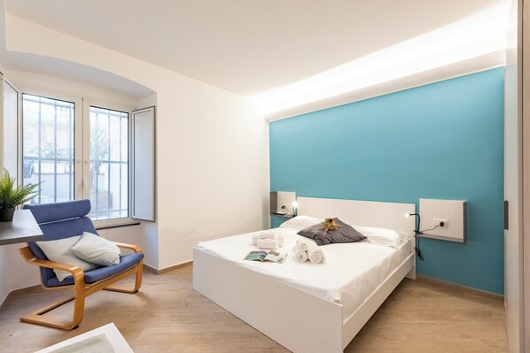 Departamento familiar, varias habitaciones (Central Flat In Genova) | 2 habitaciones, tabla de planchar con plancha y wifi gratis 