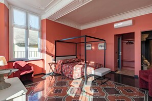 Standard Apartment, Multiple Bedrooms, Sea Facing (Precious House Genova Porto Antico) | 4 bedrooms, iron/ironing board, free WiFi, bed sheets