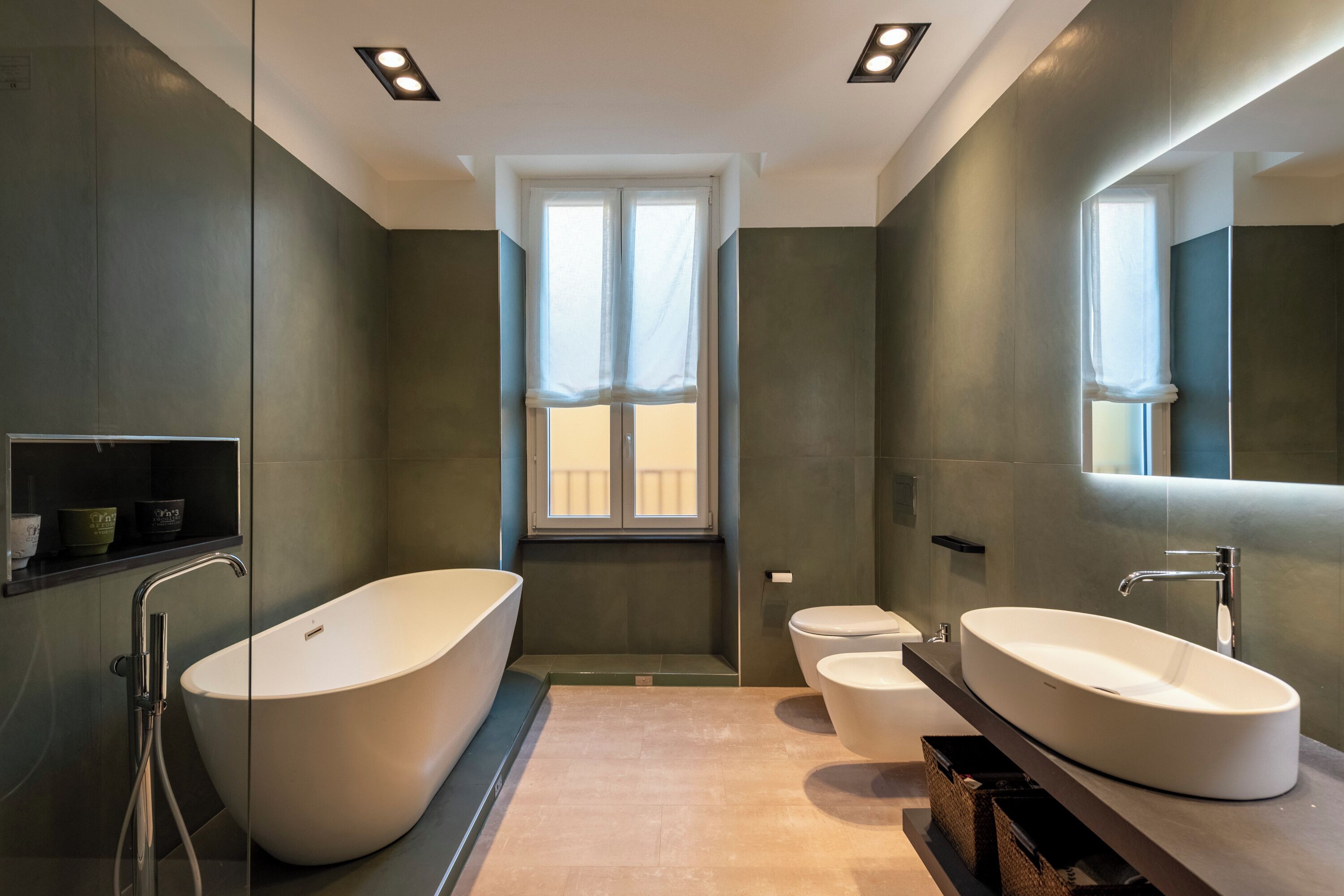 Appartamento Standard, camere multiple, fronte mare (Precious House Genova Porto Antico) | Bagno | Vasca e doccia separate, asciugacapelli, bidet, asciugamani