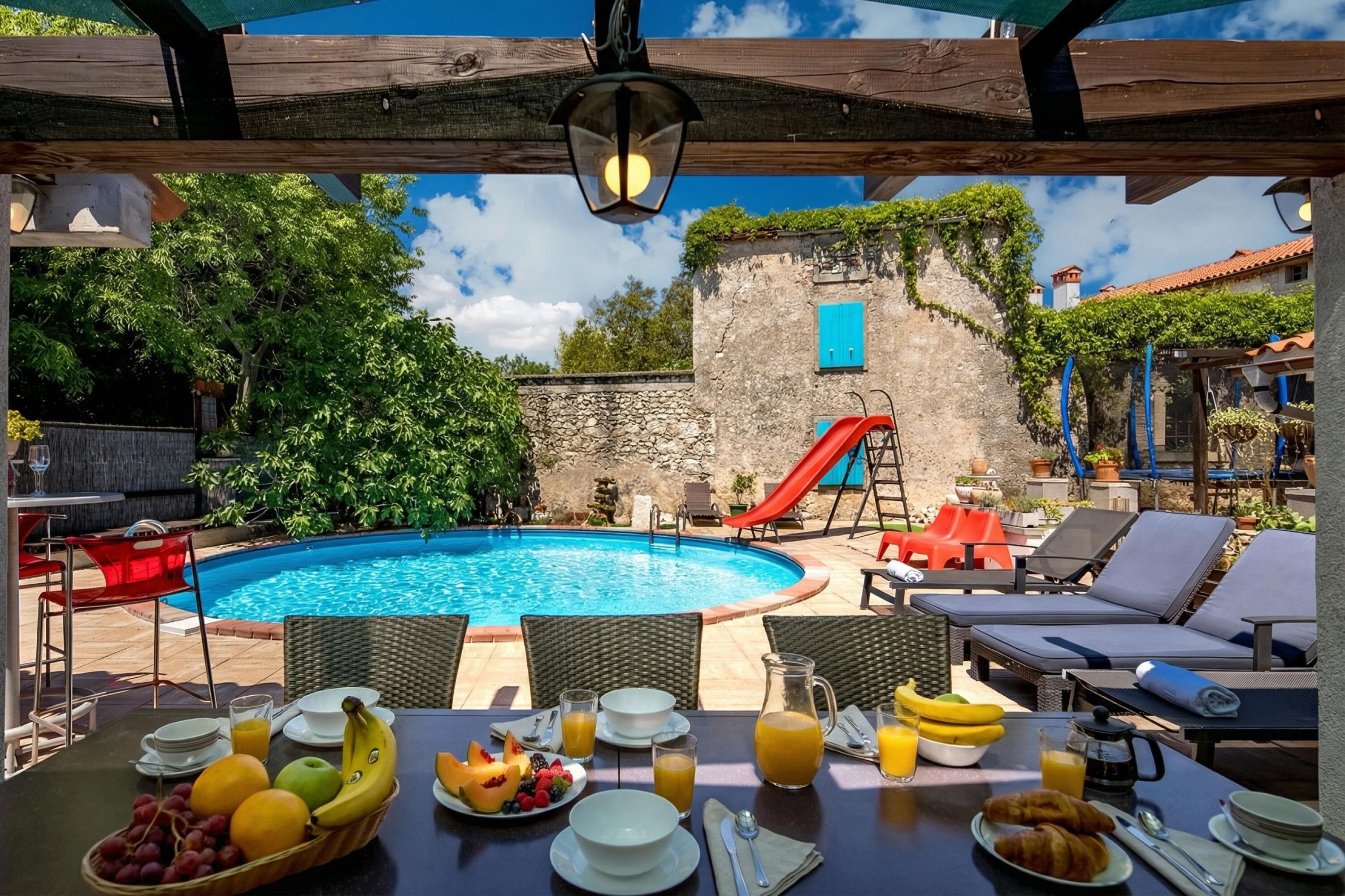 Seasonal outdoor pool