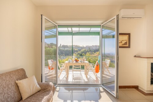 Bright Apartment Private Parking Naples