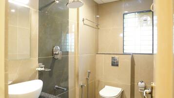 Deluxe Double Room, Balcony, City View | Bathroom | Shower, rainfall showerhead, towels, soap