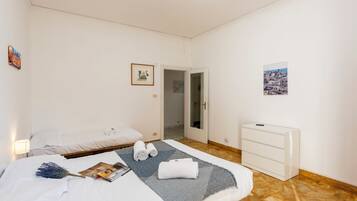 3 bedrooms, iron/ironing board, free WiFi, bed sheets