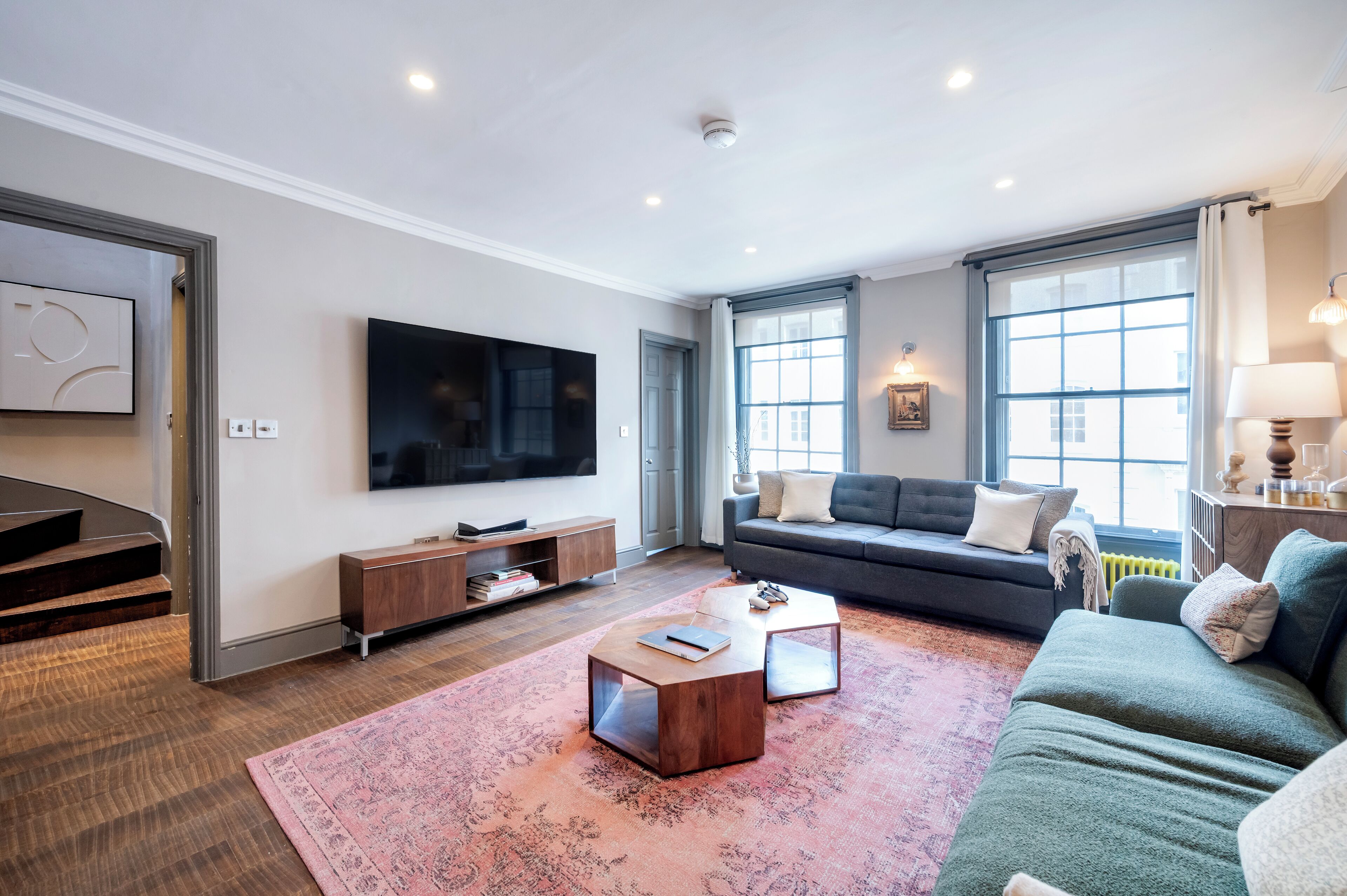 Smart TV, video games