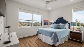 2 habitaciones, tabla de planchar con plancha, cuna de viaje y wifi