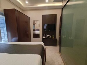 Luxury Double Room, City View