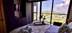 2 bedrooms, in-room safe, iron/ironing board, free WiFi