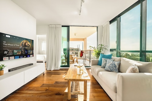  Caesarea Sea Elegant Stay by Sea N' Rent