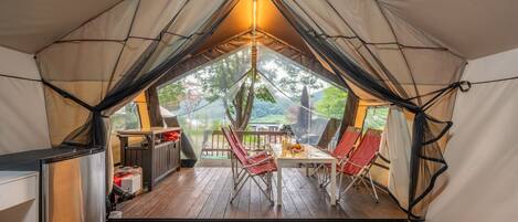 Basic Room, 1 Bedroom (Family Room G) | Free WiFi