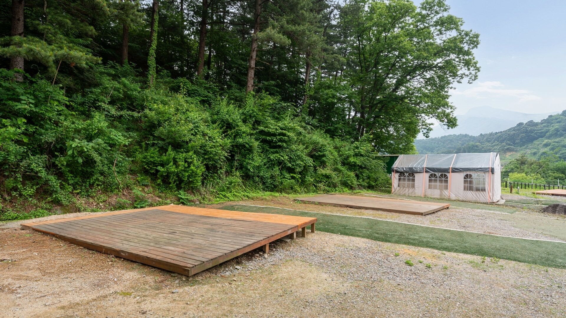 Basic Room, 1 Bedroom (Premium Tarp Site A1) | Free WiFi