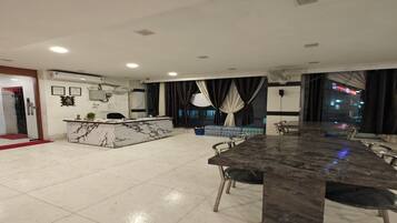 Daily continental breakfast (INR 200 per person)