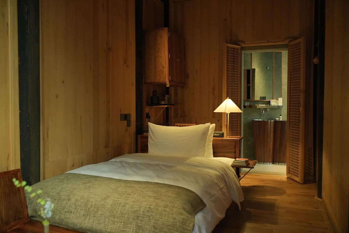 Basic Single Room | Down comforters, minibar, free WiFi