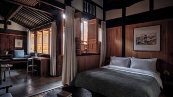 Down duvets, free WiFi