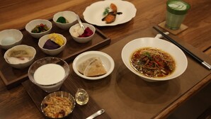 朝食