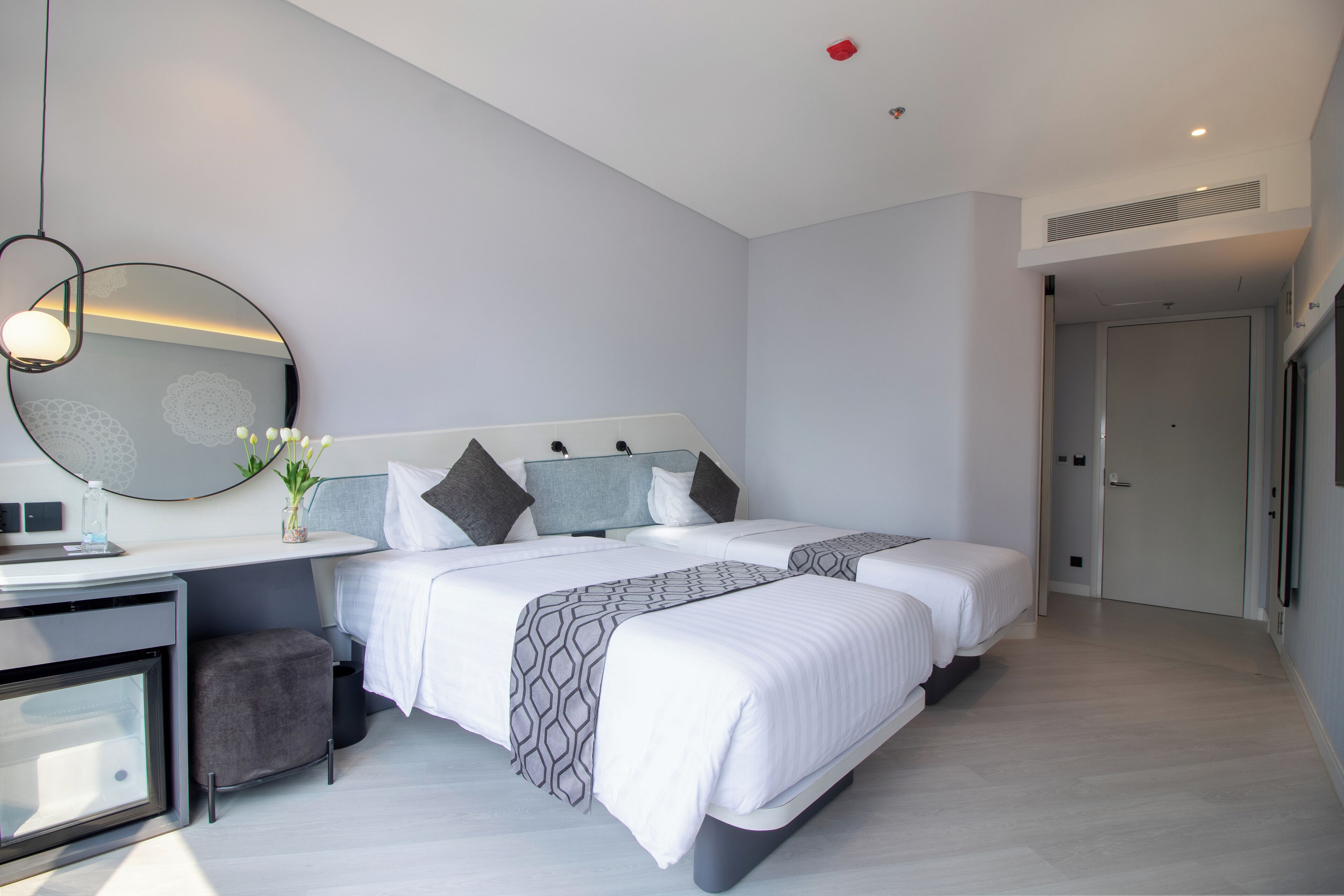 Photo - Queensland Hotel Bangkok