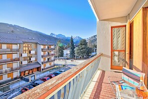 Family Apartment, Multiple Bedrooms (La Casa Di Felice) | Balcony view - La Casa Di Felice (Bardonecchia)