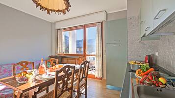 Familienapartment, Mehrere Schlafzimmer (La Casa Di Felice) | Speisen