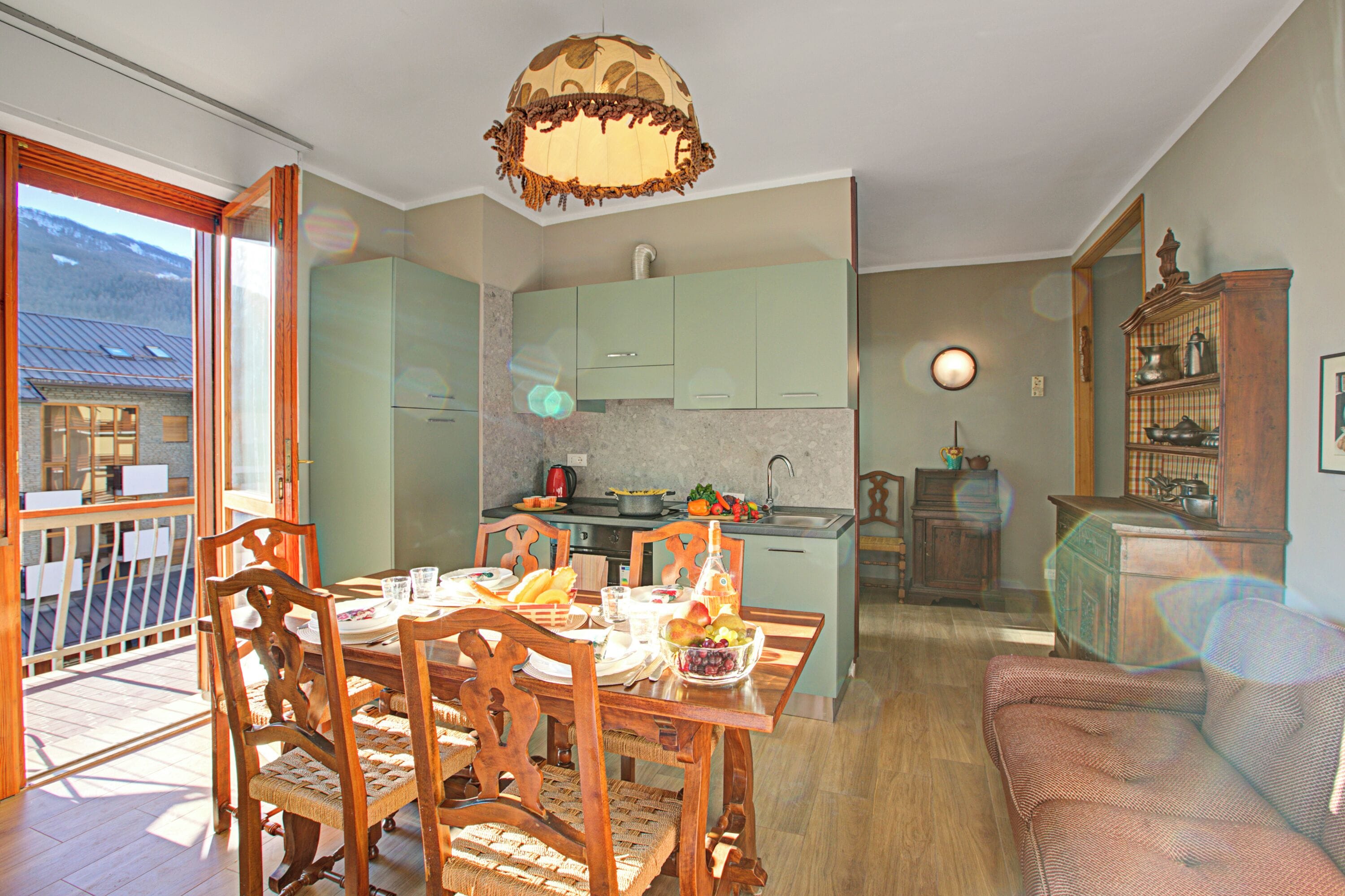 Family Apartment, Multiple Bedrooms (La Casa Di Felice) | Dining