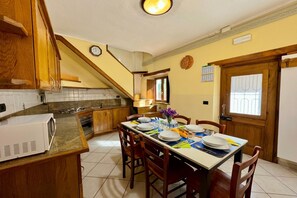 Townhome för familj - flera sovrum (Borgo di Porlezza) | Matsal