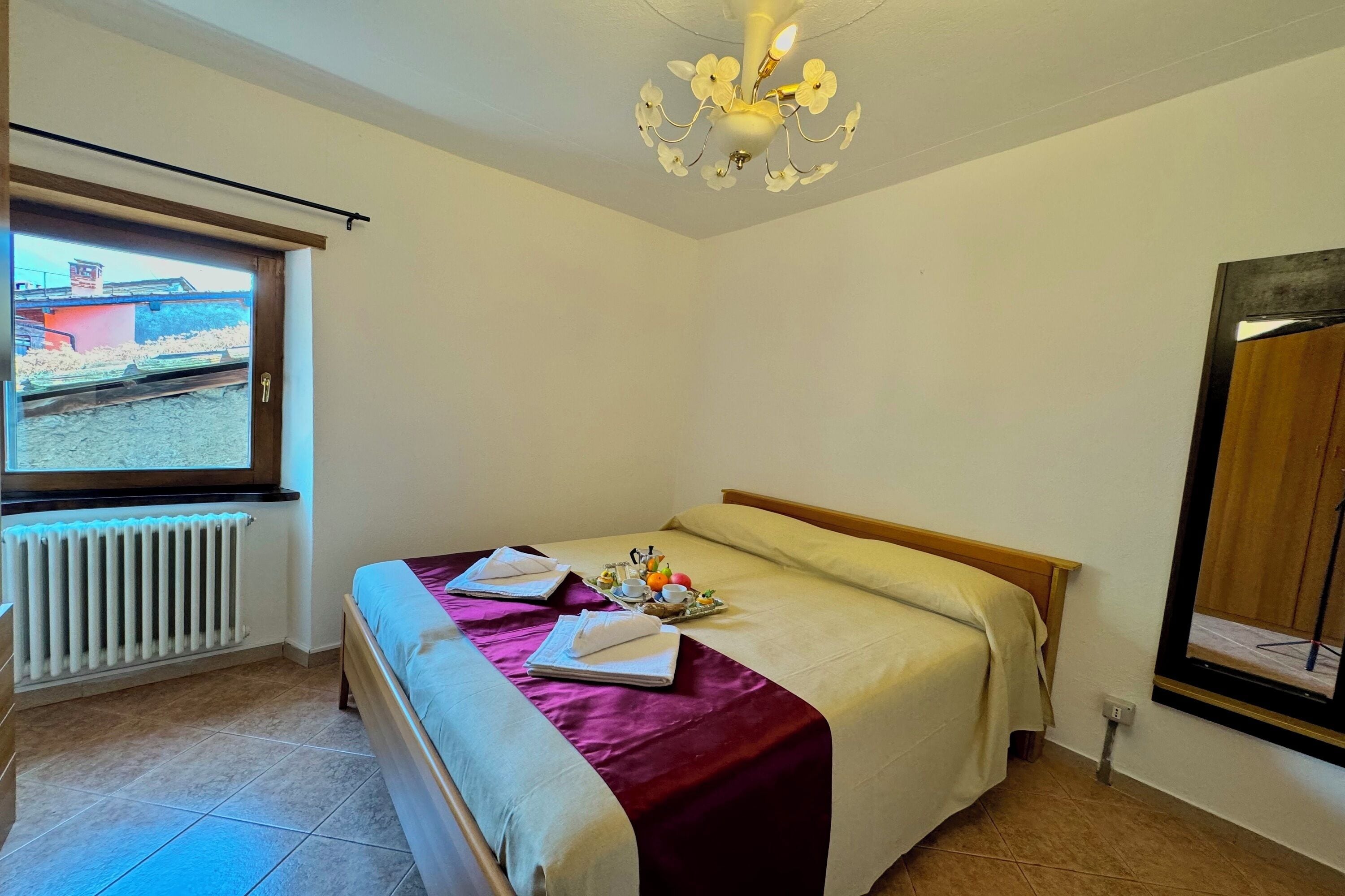 Townhouse Keluarga, beberapa kamar (Borgo di Porlezza) | 3 kamar tidur, ruang kerja ramah laptop, dan setrika/meja setrika