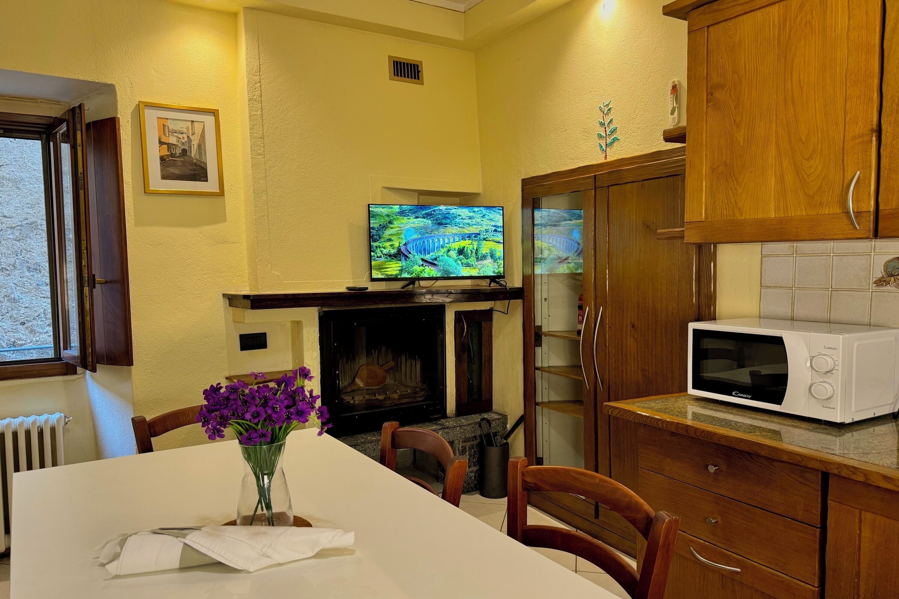 Townhouse Keluarga, beberapa kamar (Borgo di Porlezza) | Tempat makan