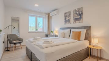 Family Villa, Multiple Bedrooms, 2 Bathrooms (Vipava River Retreat) | 3 bedrooms, free WiFi, bed sheets