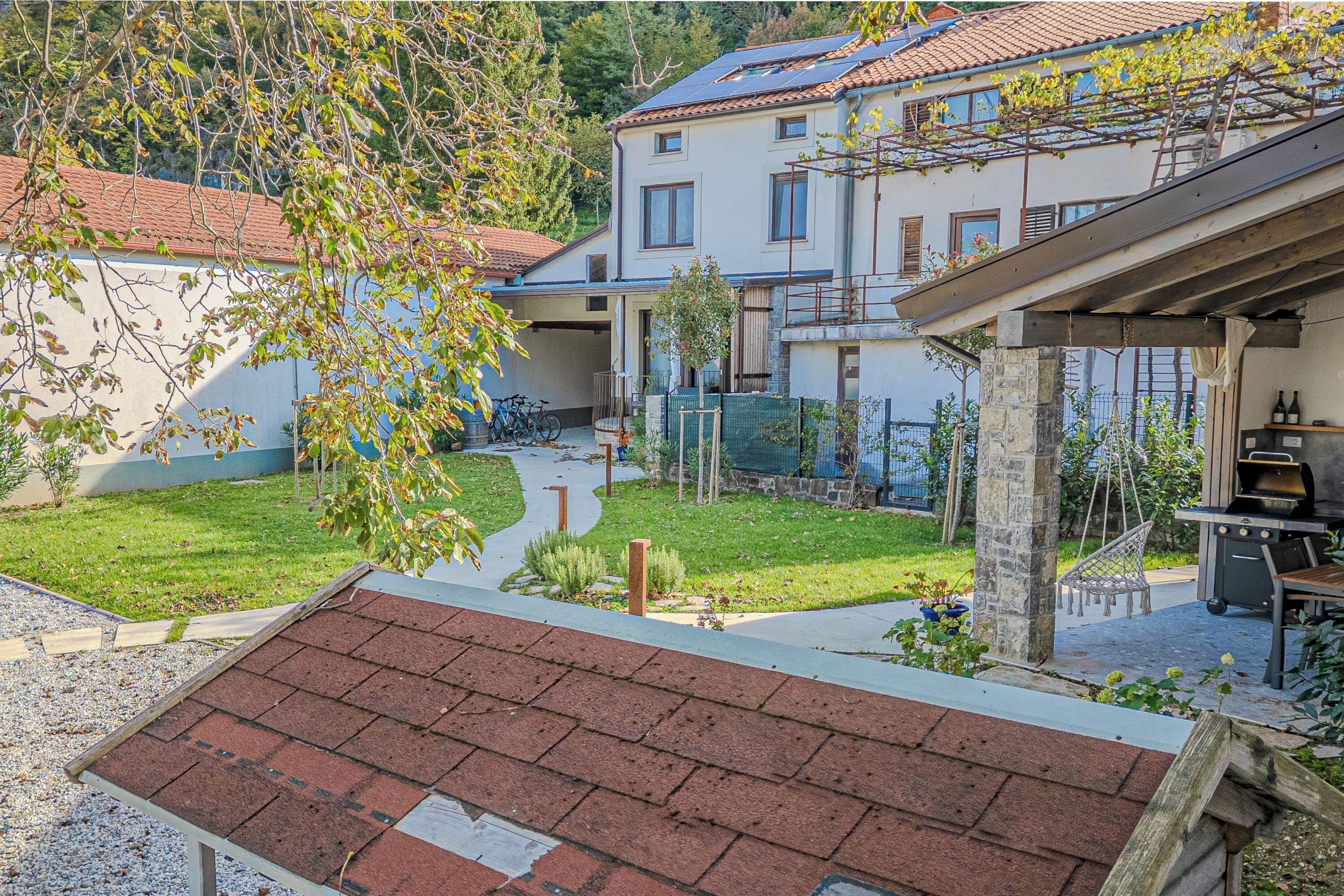 Villa Familiale, plusieurs chambres, 2 salles de bains (Vipava River Retreat) | Enceinte de l’hébergement